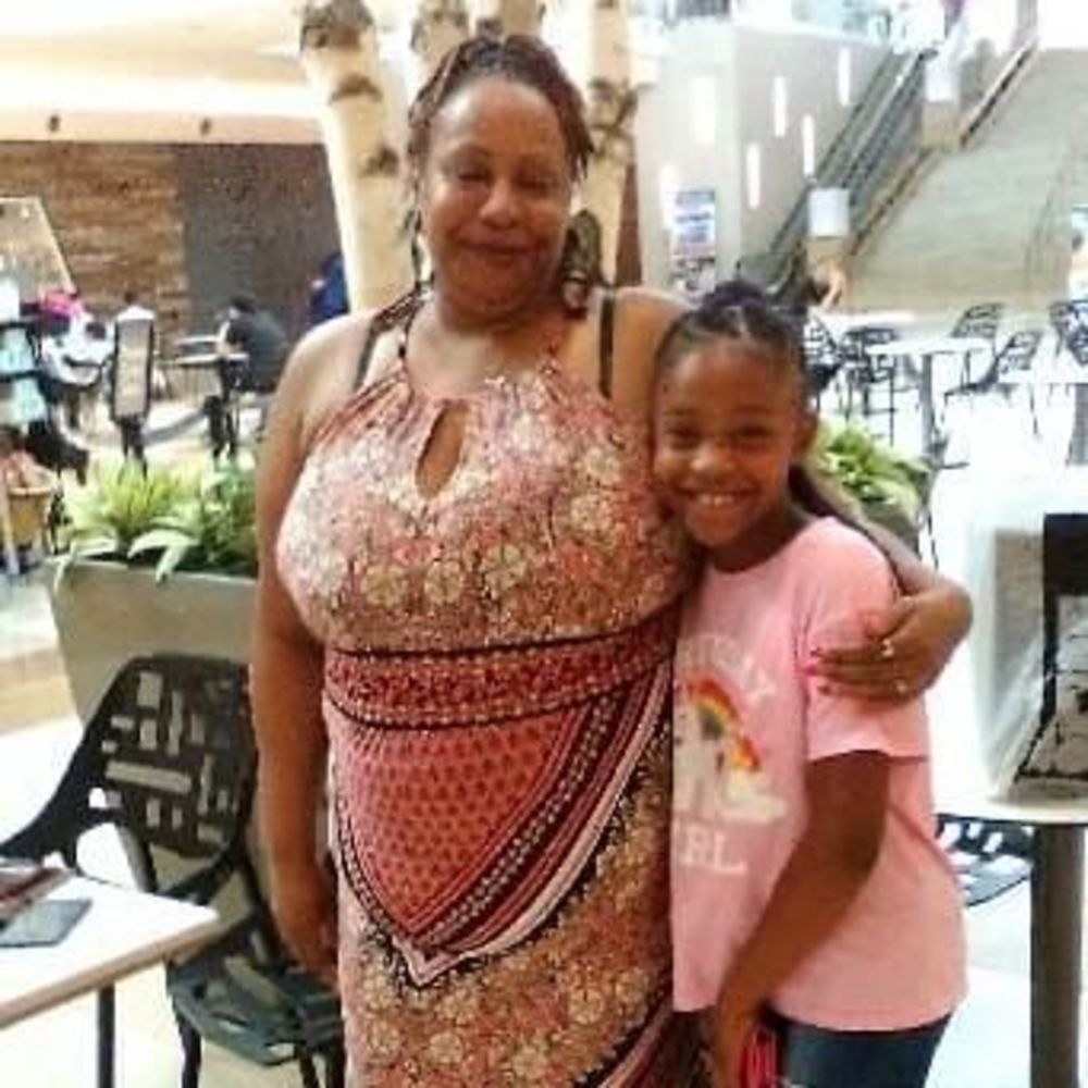 Meet your Posher, Flossie